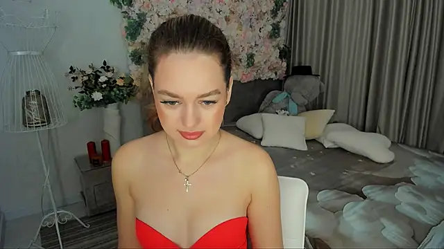 Snapshot of MiracleCurly chatting on November 13, 6:07 pm MiracleCurly online show from November 13, 6:07 pm