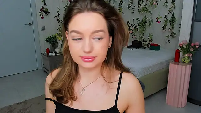 MiracleCurly online show from March 16, 4:11 pm