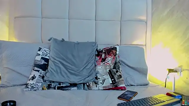 Snapshot of Hecatee_77 chatting on November 7, 7:36 pm Hecatee 77 online show from November 7, 7:36 pm