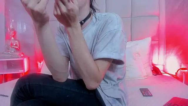 Snapshot of Hecatee_77 chatting on November 30, 8:02 pm Hecatee 77 online show from November 30, 8:02 pm