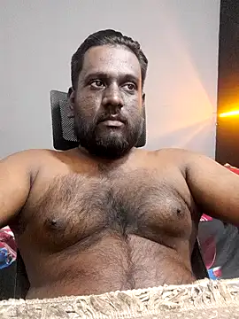 Snapshot of Rayansmith_ chatting on February 18, 1:43 am Rayansmith online show from February 18, 1:43 am