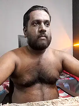 Snapshot of Rayansmith_ chatting on February 20, 11:42 am Rayansmith online show from February 20, 11:42 am