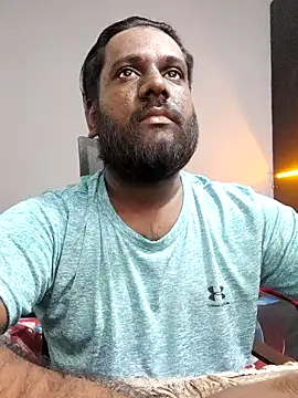 Snapshot of Rayansmith_ chatting on March 4, 10:35 am Rayansmith online show from March 4, 10:35 am