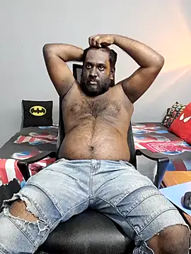 Snapshot of Rayansmith_ chatting on March 6, 1:46 pm Rayansmith online show from March 6, 1:46 pm