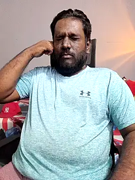 Snapshot of Rayansmith_ chatting on March 14, 1:46 pm Rayansmith online show from March 14, 1:46 pm