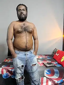 Snapshot of Rayansmith_ chatting on March 20, 2:19 am Rayansmith online show from March 20, 2:19 am