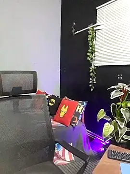 Snapshot of Rayansmith_ chatting on October 10, 12:59 pm Rayansmith online show from October 10, 12:59 pm