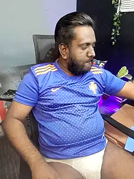 Snapshot of Rayansmith_ chatting on October 16, 9:16 pm Rayansmith online show from October 16, 9:16 pm