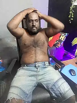 Snapshot of Rayansmith_ chatting on November 9, 11:36 pm Rayansmith online show from November 9, 11:36 pm