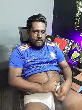 Snapshot of Rayansmith_ chatting on November 14, 12:04 pm Rayansmith online show from November 14, 12:04 pm