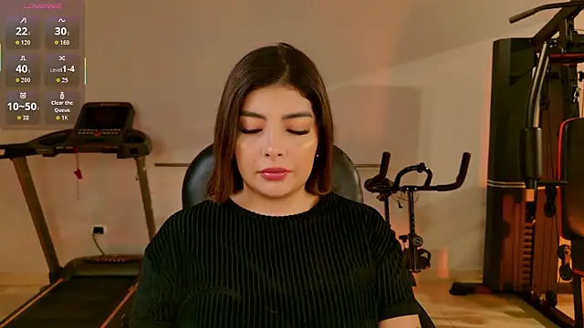 LisaMonroe  online show from April 12, 11:37 am