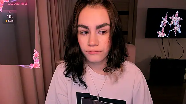  selectrra online show from December 4, 2:26 pm