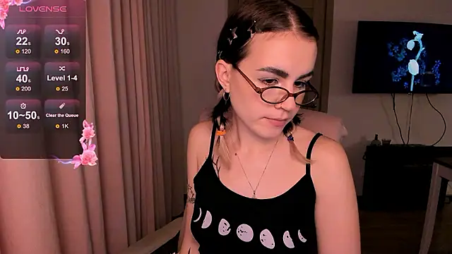  selectrra online show from December 5, 2:33 pm