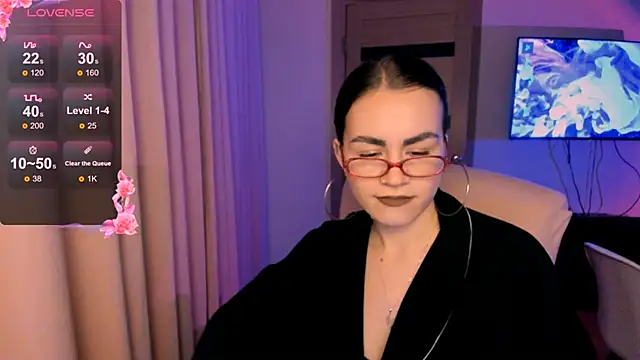  selectrra online show from December 10, 7:32 pm