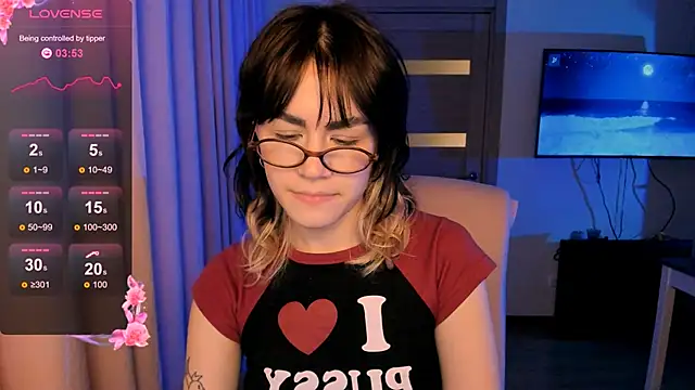  selectrra online show from December 17, 7:15 pm