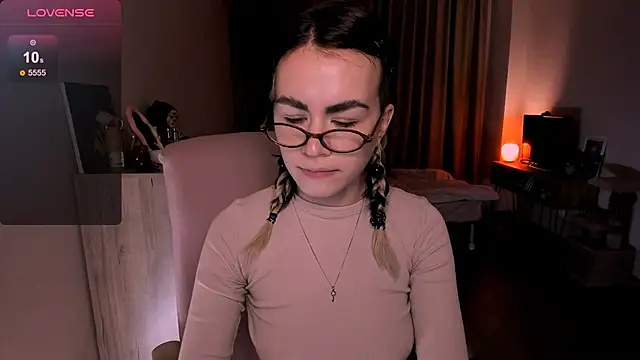  selectrra online show from March 17, 3:29 pm