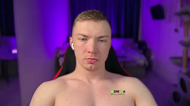 iron  chap online show from February 13, 8:49 pm