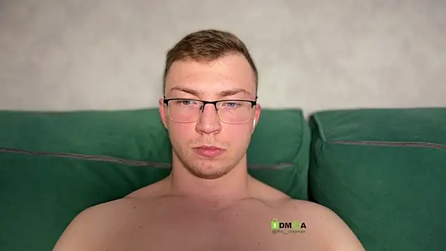 iron  chap online show from April 8, 9:26 pm