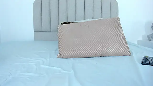 sarita duque online show from October 27, 12:09 pm