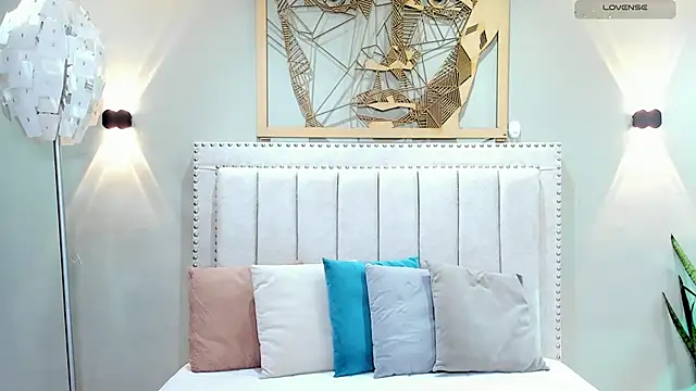 Snapshot of Paula_Desousa chatting on November 21, 7:34 pm Paula Desousa online show from November 21, 7:34 pm