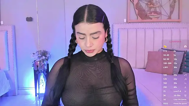 Snapshot of Paula_Desousa chatting on May 20, 7:31 pm Paula Desousa online show from May 20, 7:31 pm