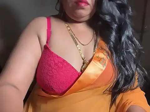 Snapshot of soniasharma0223 chatting on June 24, 12:09 am soniasharma0223 online show from June 24, 12:09 am