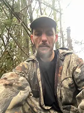 Snapshot of 420rickie420 chatting on December 26, 3:42 pm 420rickie420 online show from December 26, 3:42 pm