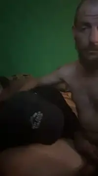 Snapshot of 420rickie420 chatting on January 12, 2:35 am 420rickie420 online show from January 12, 2:35 am