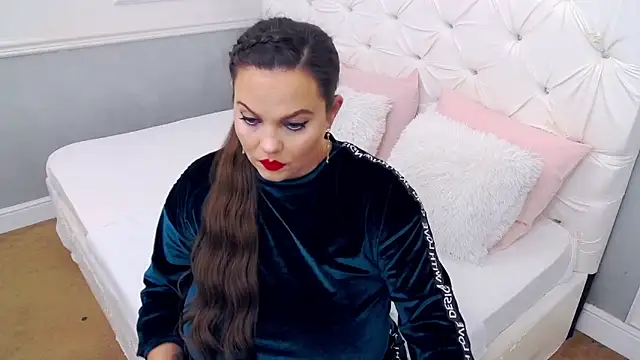 Snapshot of RavishingJenna chatting on November 12, 7:46 pm RavishingJenna online show from November 12, 7:46 pm