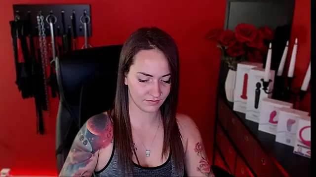  Jane Warren  online show from January 17, 5:30 pm