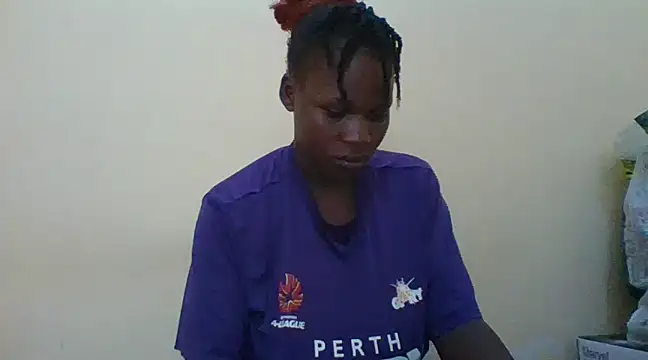 prettychic5 online show from December 11, 10:47 am