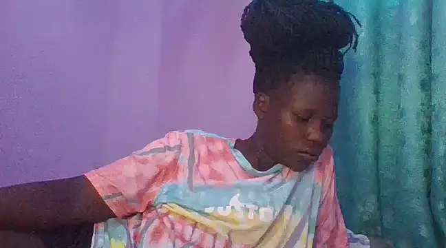 prettychic5 online show from March 7, 5:51 am