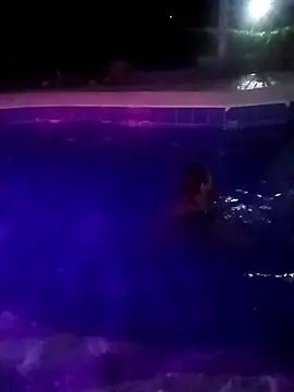 Snapshot of DULCE_ZOE chatting on September 27, 3:00 am DULCE ZOE online show from September 27, 3:00 am