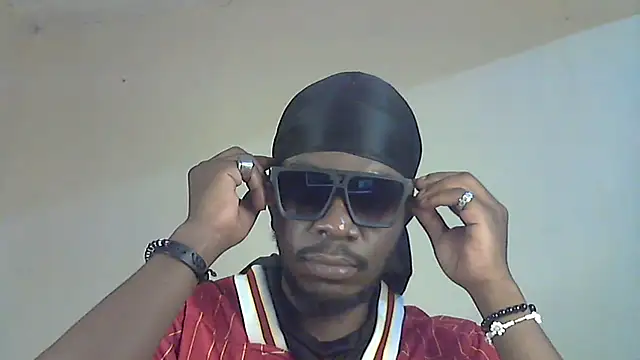 Snapshot of BIGDICKMULLAH chatting on September 17, 10:22 pm BIGDICKMULLAH online show from September 17, 10:22 pm