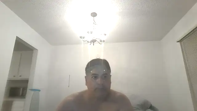 Snapshot of Peachestabby147 chatting on December 20, 1:34 am Peachestabby147 online show from December 20, 1:34 am