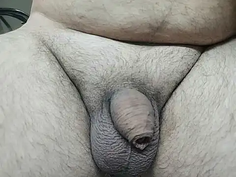 Snapshot of BearJoshua chatting on February 23, 11:00 am BearJoshua online show from February 23, 11:00 am