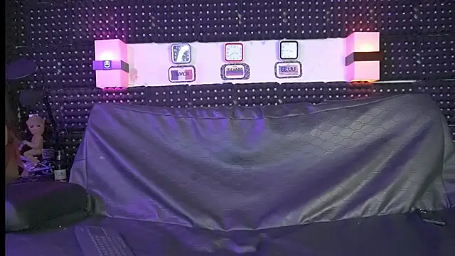 Dulce yors online show from March 16, 8:43 pm