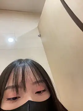 Asia-Lynn online show from April 5, 11:07 am