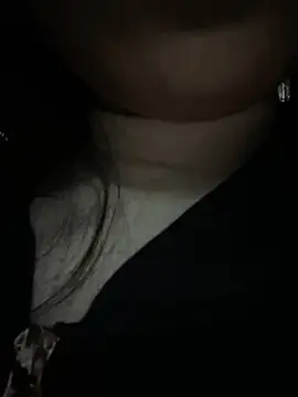 Snapshot of Asia-Lynn chatting on April 19, 6:10 pm Asia-Lynn online show from April 19, 6:10 pm