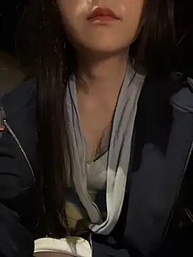 Snapshot of Asia-Lynn chatting on April 24, 11:45 am Asia-Lynn online show from April 24, 11:45 am