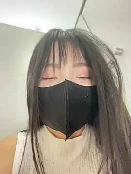 Snapshot of Asia-Lynn chatting on July 15, 10:09 am Asia-Lynn online show from July 15, 10:09 am