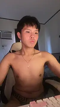 Snapshot of Plaxtique chatting on December 21, 9:16 am Plaxtique online show from December 21, 9:16 am