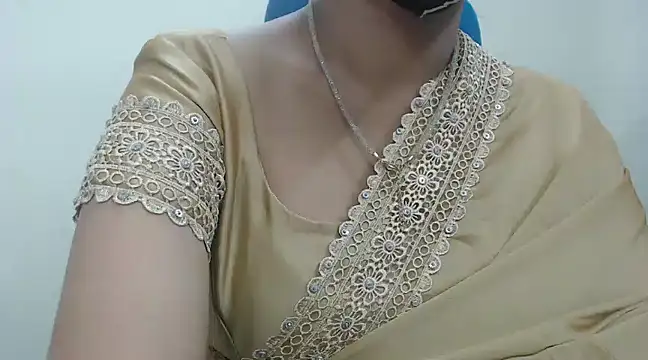 Snapshot of Lovely_Siri_23 chatting on January 19, 5:49 pm Lovely Siri 23 online show from January 19, 5:49 pm