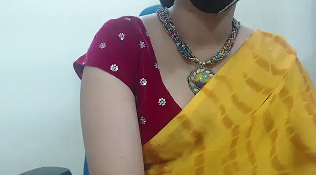 Snapshot of Lovely_Siri_23 chatting on February 1, 11:58 pm Lovely Siri 23 online show from February 1, 11:58 pm