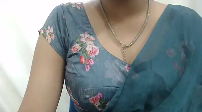 Snapshot of Lovely_Siri_23 chatting on March 5, 7:16 am Lovely Siri 23 online show from March 5, 7:16 am