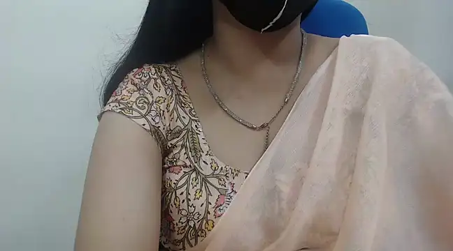 Snapshot of Lovely_Siri_23 chatting on March 17, 7:48 pm Lovely Siri 23 online show from March 17, 7:48 pm