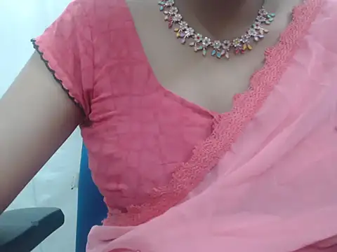 Snapshot of Lovely_Siri_23 chatting on November 10, 7:51 am Lovely Siri 23 online show from November 10, 7:51 am