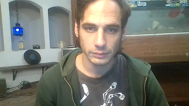 Snapshot of Stevenson988 chatting on May 28, 10:29 pm Stevenson988 online show from May 28, 10:29 pm