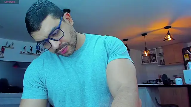 Michael Diamond online show from December 19, 2:12 am