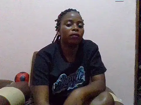 sweetbabra1 online show from April 15, 2:46 pm